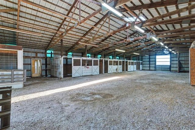 21503 S State Route Y Highway, Belton, MO 64012