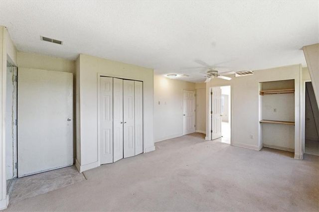 21503 S State Route Y Highway, Belton, MO 64012