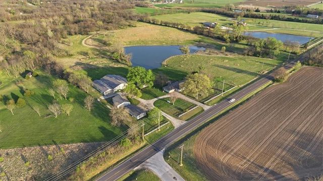 21503 S State Route Y Highway, Belton, MO 64012
