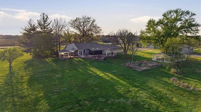 21503 S State Route Y Highway, Belton, MO 64012