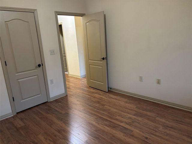 2101 Town Centre DR 1604, Round Rock, TX 78664