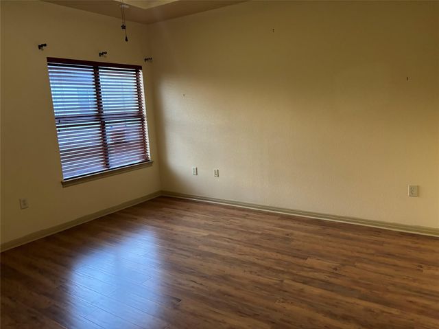 2101 Town Centre DR 1604, Round Rock, TX 78664