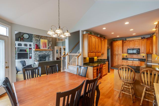 11255 Bell Place, Crown Point, IN 46307