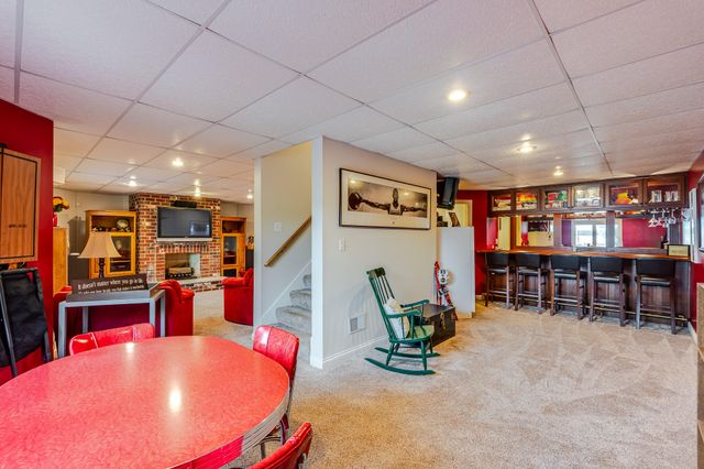 11255 Bell Place, Crown Point, IN 46307