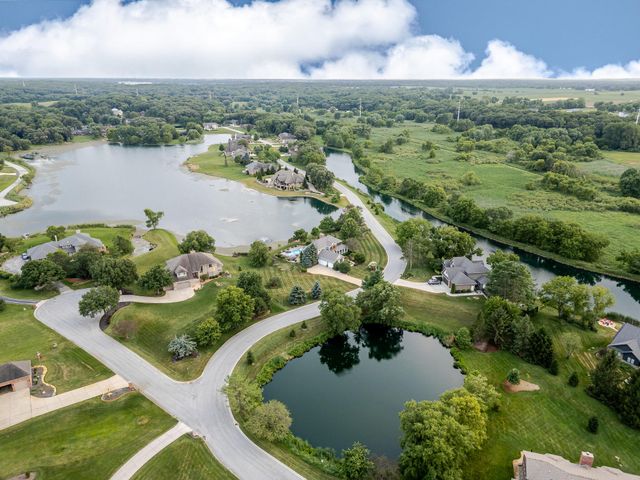 11255 Bell Place, Crown Point, IN 46307