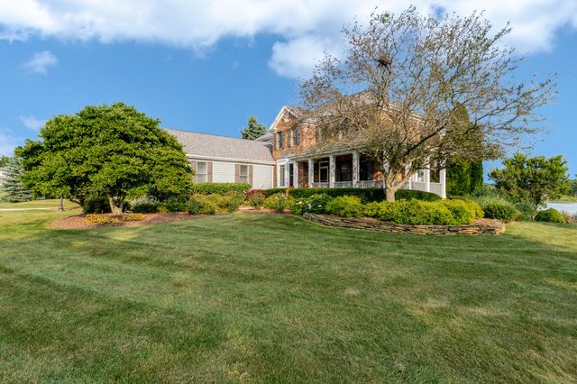 11255 Bell Place, Crown Point, IN 46307