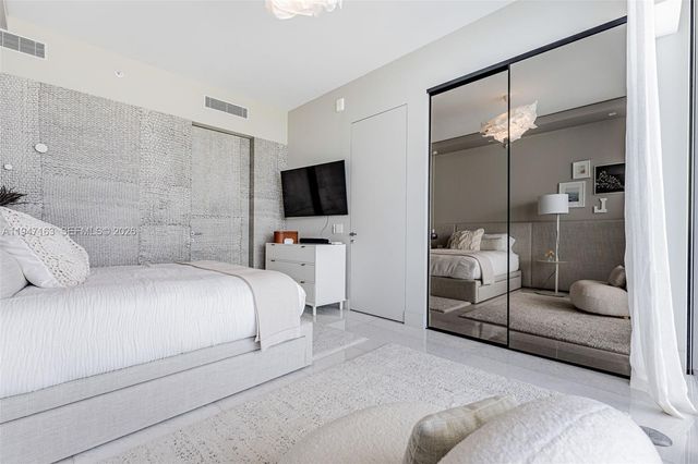 18975 Collins Avenue 4602, Sunny Isles Beach, FL 33160