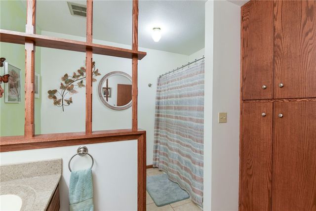 26742 Royal Point Drive, Shell Knob, MO 65747