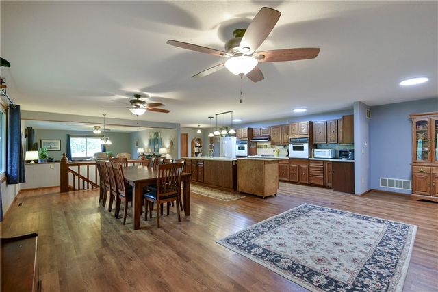 26742 Royal Point Drive, Shell Knob, MO 65747