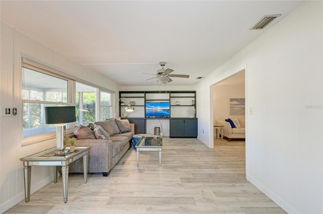3368 SHEFFIELD CIRCLE, Sarasota, FL 34239