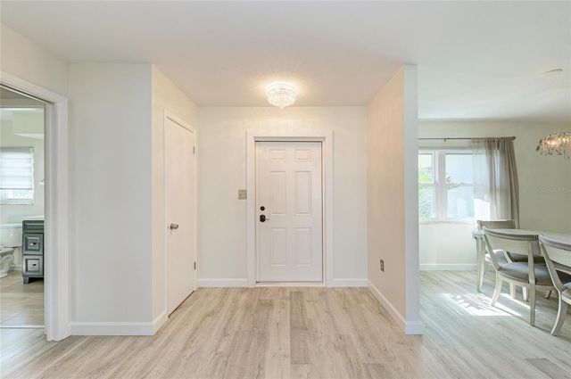 3368 SHEFFIELD CIRCLE, Sarasota, FL 34239