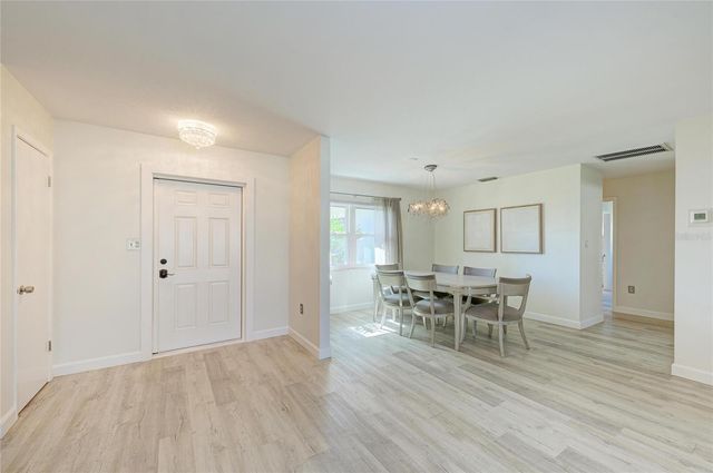 3368 SHEFFIELD CIRCLE, Sarasota, FL 34239