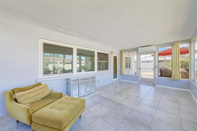 3368 SHEFFIELD CIRCLE, Sarasota, FL 34239
