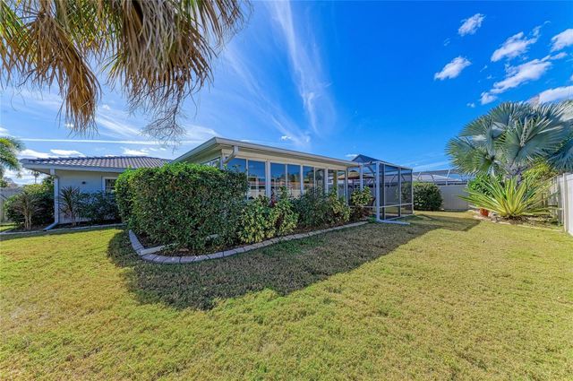 3368 SHEFFIELD CIRCLE, Sarasota, FL 34239