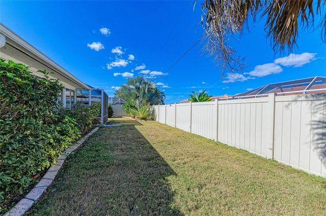 3368 SHEFFIELD CIRCLE, Sarasota, FL 34239