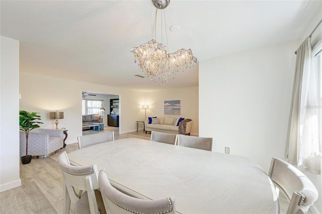 3368 SHEFFIELD CIRCLE, Sarasota, FL 34239