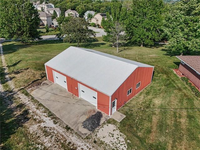 4921 NW 56th Street, Kansas City, MO 64151