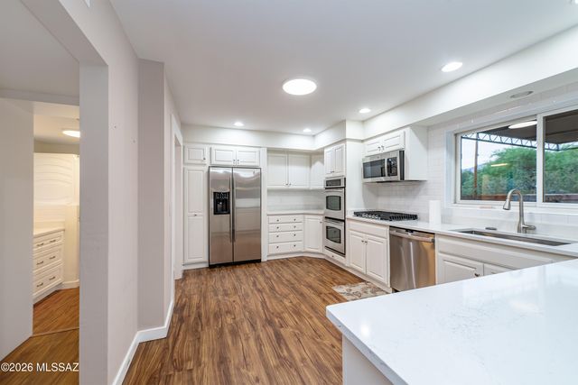 6491 E Santa Aurelia Street, Tucson, AZ 85715
