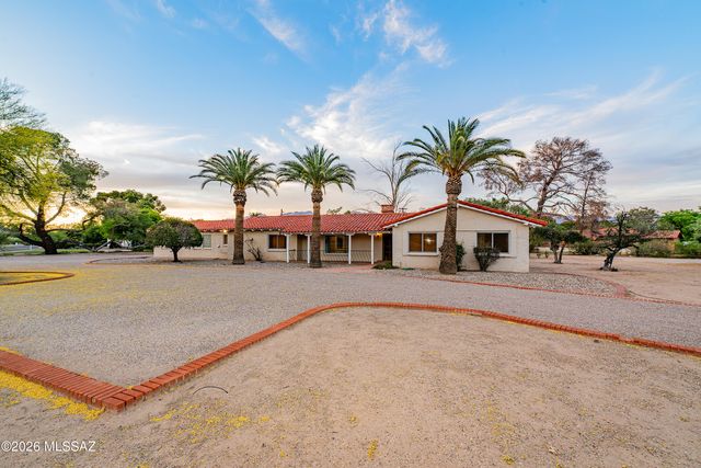 6491 E Santa Aurelia Street, Tucson, AZ 85715