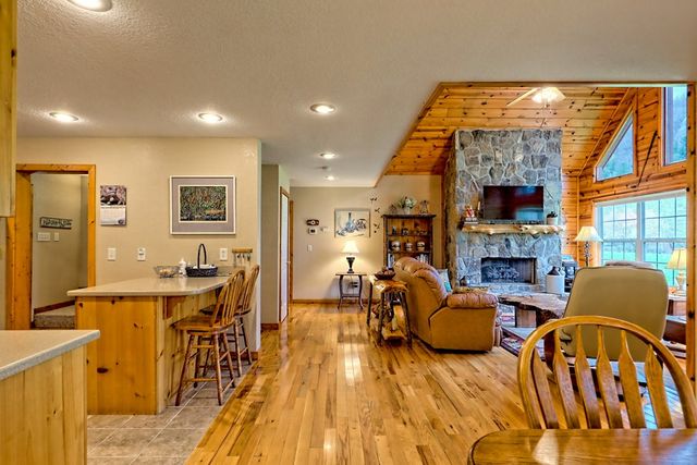 3556 River Front Lane, Hiawassee, GA 30546