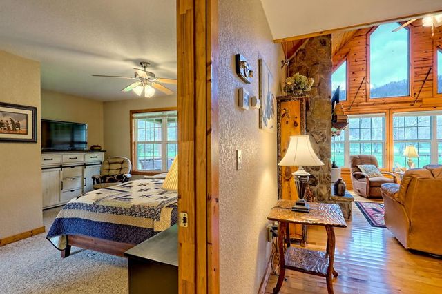 3556 River Front Lane, Hiawassee, GA 30546