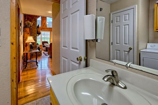 3556 River Front Lane, Hiawassee, GA 30546