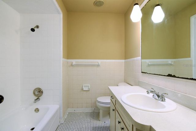 7129 TURQUOISE LANE, Orlando, FL 32807