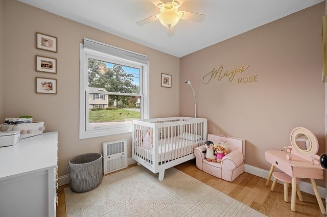 17 Vinal St, Hudson, MA 01749