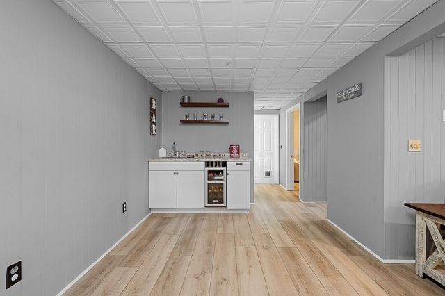 17 Vinal St, Hudson, MA 01749