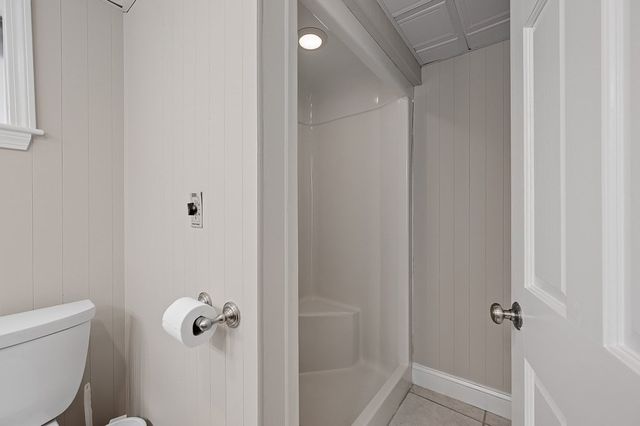 17 Vinal St, Hudson, MA 01749