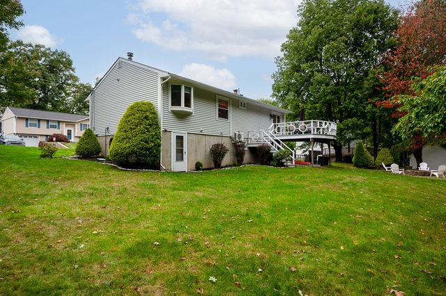 17 Vinal St, Hudson, MA 01749