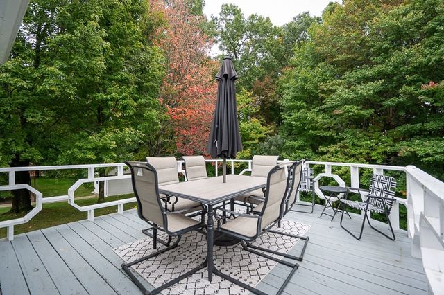 17 Vinal St, Hudson, MA 01749