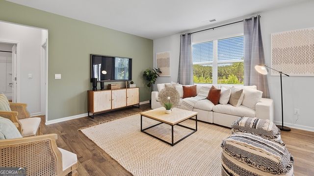 5541 Donamire Way, Fairburn, GA 30213