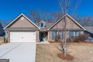 38 Goldshore Way, Statham, GA 30666