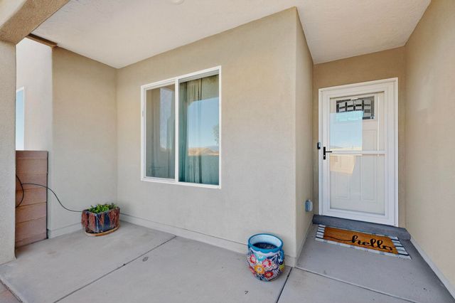 821 8th Street NE, Rio Rancho, NM 87124