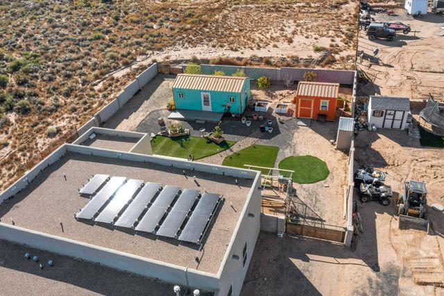 821 8th Street NE, Rio Rancho, NM 87124