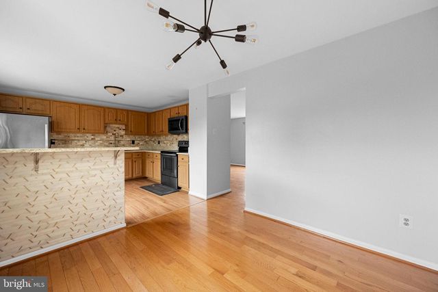 9071 LORELEIGH WAY, Fairfax, VA 22031