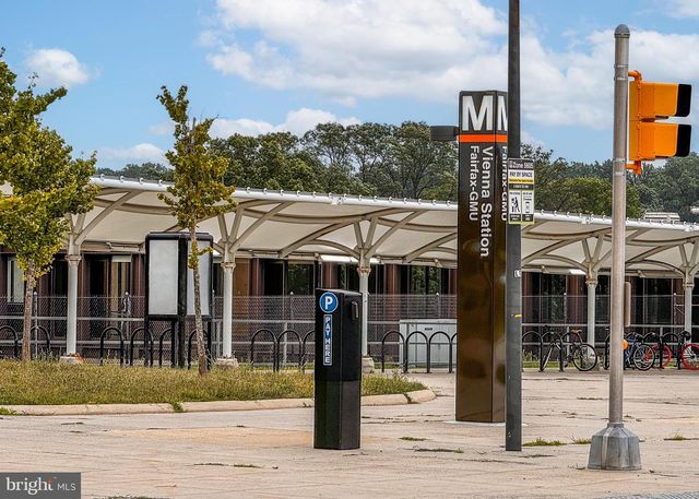 9071 LORELEIGH WAY, Fairfax, VA 22031