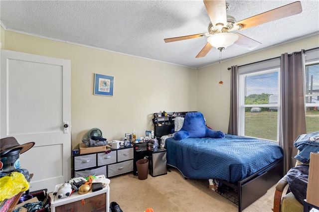 154 Adventure Trail, Mount Airy, NC 27030