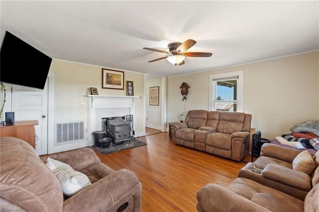 154 Adventure Trail, Mount Airy, NC 27030