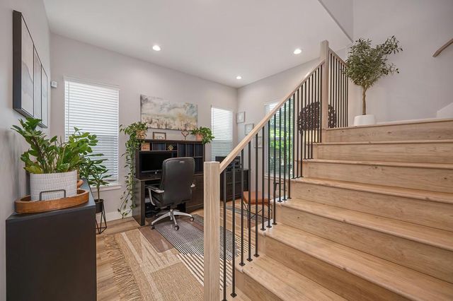 2319 5th Ave, Sacramento, CA 95818