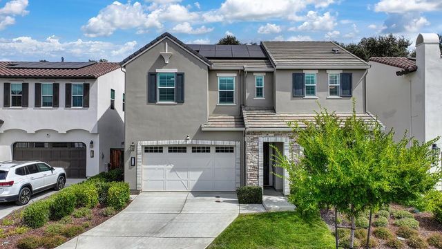 2319 5th Ave, Sacramento, CA 95818