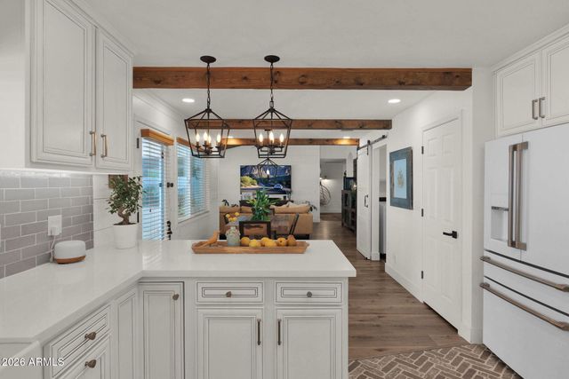 2924 E MALLORY Street, Mesa, AZ 85213