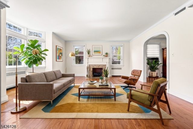 146 Irving Pl, Rutherford Boro, NJ 07070