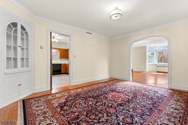 146 Irving Pl, Rutherford Boro, NJ 07070