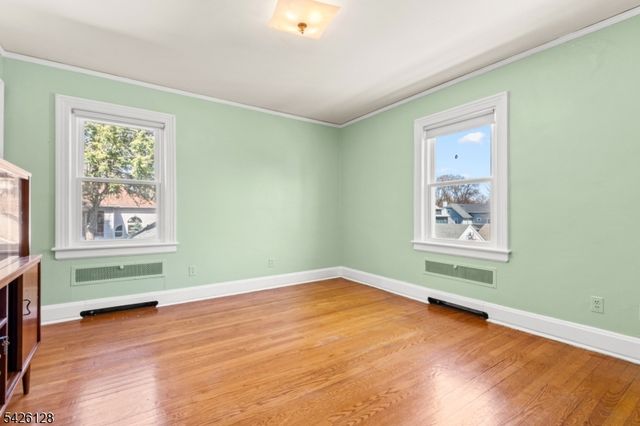 146 Irving Pl, Rutherford Boro, NJ 07070