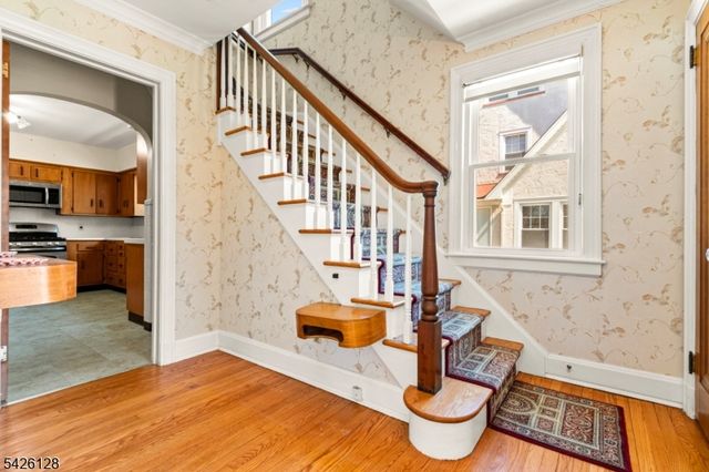 146 Irving Pl, Rutherford Boro, NJ 07070