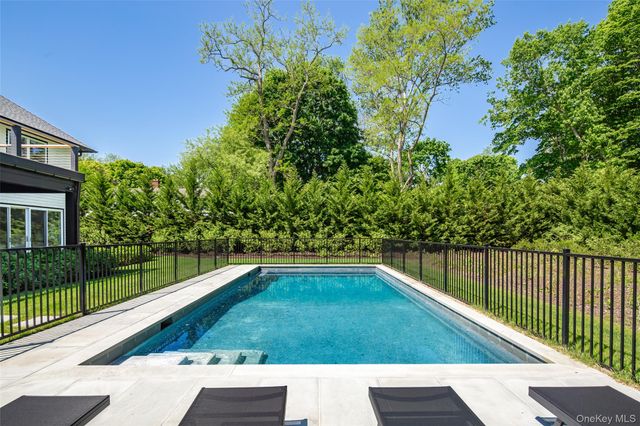 21 Lily Pond Drive, Sag Harbor, NY 11963