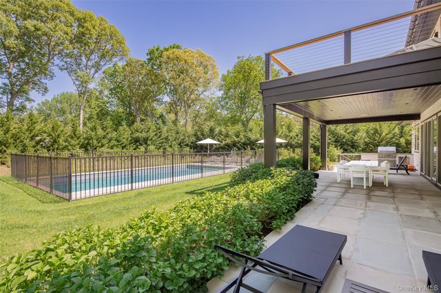 21 Lily Pond Drive, Sag Harbor, NY 11963