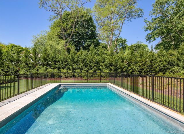 21 Lily Pond Drive, Sag Harbor, NY 11963